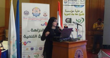 هند عاكف بأسوان: "مصر علمت الإخوان الكتير لكنهم ما اتربوش"