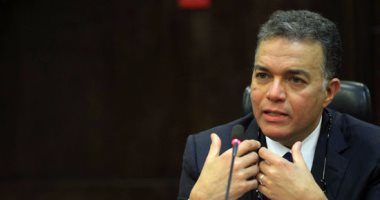 وزير النقل يزور الميناء والمنطقة اللوجستية الحرة فى جبل على بدبى