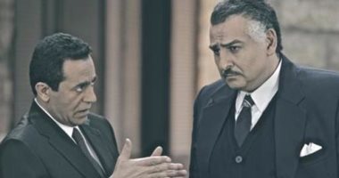 مخلص البحيرى وصبرى فواز.. تعرف على الفنانين الذين جسدوا "هيكل"