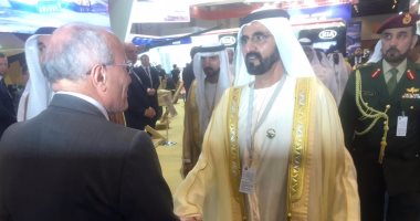 "العصار" يستقبل الشيخ " آل مكتوم" بجناح " الإنتاج الحربى" بأبو ظبى 