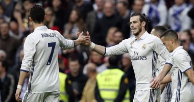 ريال مدريد يصطدم بفالنسيا الأربعاء فى ملعب كامل العدد
