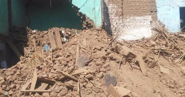 انهيار منزل قديم خال من السكان بمركز قطور فى الغربية