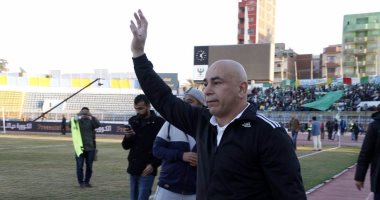 بالصور.. استقبال حافل للتوأم ولاعبى المصرى باستاد الإسماعيلية