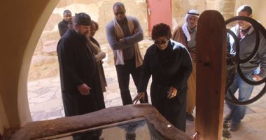 محافظ جنوب سيناء:رئيس توجو حقق رقما قياسيا بصعود جبل موسى فى 3 ساعات ونصف
