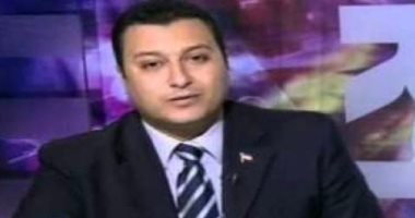 نائب رئيس قطاع المتخصصة يوضح حقيقة وقف المذيع حسام محرز