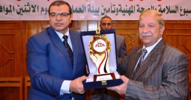 وزير القوى العاملة يصل الإسماعيلية لافتتاح ملتقى تشغيل يوفر 11655 فرصة عمل