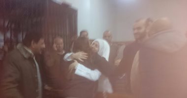 بالفيديو.. إخلاء سبيل ياسمين النرش بكفالة 20 ألف جنيه فى اتهامها بحيازة مواد مخدرة