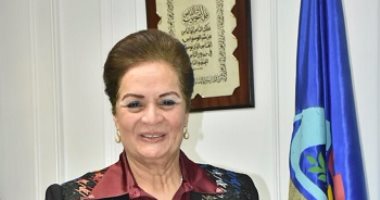 تعرف على دلالات الألوان لأزياء "نادية عبده" فى أول ظهور لها بعد المنصب
