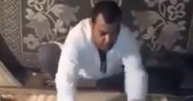 صناعة "الحصير اليدوى" بالمنوفية.. مهنة تتعرض للانقراض 