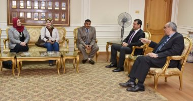 بالفيديو و الصور..محافظ أسيوط يعلن مشاركة هيئة قناة السويس فى حملة"أسيوط بلا فيروس سى"