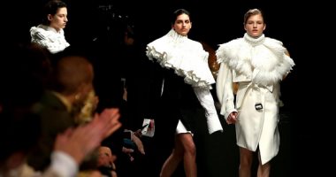 بالصور..صدمة..شاهد تصميمات "'طلعت أوت" من مجموعة Burberry 