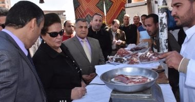 بالصور .. محافظ البحيرة تفتتح توسعات منفذ بيع السلع الغذائية بدمنهور