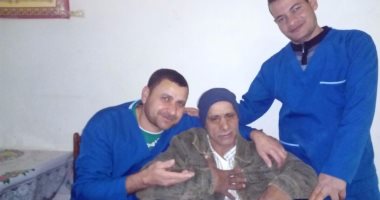 بالفيديو والصور.. جمعية رسالة تعطى قبلة الحياة لمسن يحلم بأبسط الحقوق