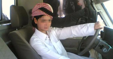 فصل 27 طالبة جامعية فى السعودية لتشبههن بالرجال
