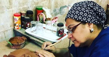 جاليرى النيل يقدم ندوة  " بين التجريب والتجريد " منى الدويسان.. الليلة