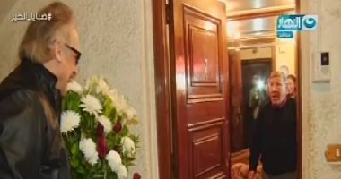 بالفيديو.. "صبايا الخير" يفاجئ "مفيد فوزى" بـ"عمر زهران" ويصالحهما على الهواء