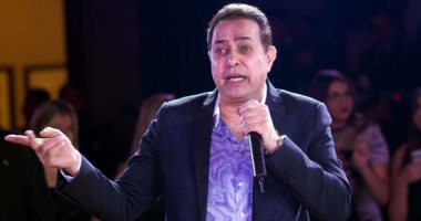 بالصور.. حكيم يحيى حفلا خيريا لتوفير أطراف صناعية للأطفال