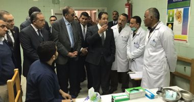 بالصور.. نواب "حقوق إنسان البرلمان" يتفقدون سجن الفيوم.. مسئولو الداخلية: لدينا 129 نزيلا بداية من محو الأمية وصولًا للدراسات العليا.. وعلاء عابد: ما رأيته عظيمًا.. والنزلاء: نأكل لحمة مرتين أسبوعيا