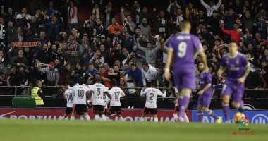 شاهد.. ريال مدريد يهدر فرصة الابتعاد بصدارة الليجا بالسقوط أمام فالنسيا