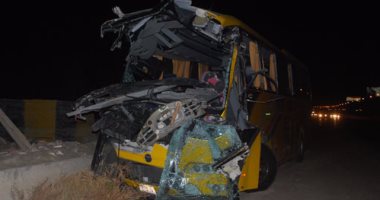 اصابة 3 أشخاص من أسرة واحدة فى حادث سيارة على طريق مطروح