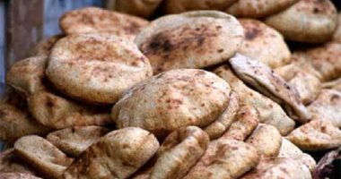 ضبط 2000 رغيف بلدى  قبل بيعها بالسوق السوداء بالمنيا