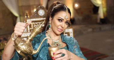 بالصور.. داليا البحيرى تصور برنامج "الحرملك" مع المخرجة بتول عرفة