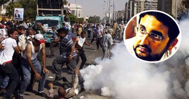 بعد نشر مقال لجهاد الحداد المسجون فى قضايا إرهابية بـ"نيويورك تايمز".. مصادر: المحامون وراء تسريبه للصحيفة خلال جلسات المحكمة.. الدفاع يلتقى المتهمين داخل القفص وأجهزة التفتيش لا تظهر الأوراق المسربة