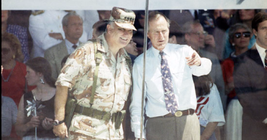 سعيد الشحات يكتب: ذات يوم.. 23 فبراير 1991.. بوش الأب يسأل: «هل تم إبادة الجيش العراقى؟»