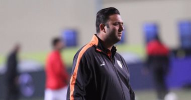 بالفيديو.. خناقة بين البدرى وميدو فى مباراة الأهلى ودجلة