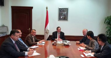 وزير البترول يستقبل مدير البنك التجارى الصينى 