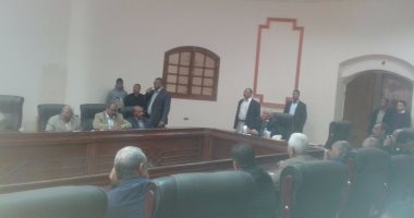 محافظ الوادى الجديد: سنطبق العدل وننصف المظلوم وبابى مفتوح للجميع