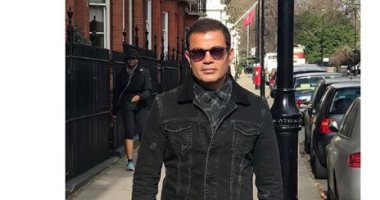 شاهد.. عمرو دياب ينشر صورة جديدة له من شوارع لندن