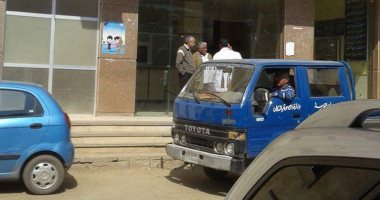 مدير مستشفى أشمون يتحدى قرار محافظ المنوفية باستبعاده..والصحة تستبدله بآخر