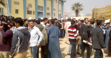 بالفيديو..إقبال كبير من الشباب على ملتقى التوظيف بالمنيا بمشاركة 50 شركة