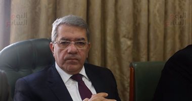 وزير المالية لـ"رويترز": ارتفاع سعر الدولار الجمركى لـ17 جنيها بدءا من الغد