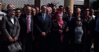 محافظ الدقهلية يستقبل وفد معهد كبد المنوفية لبحث التعاون الطبى