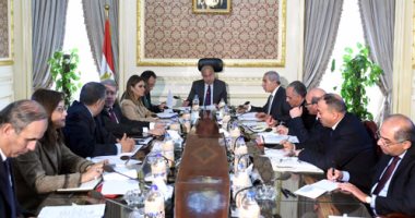 رئيس الوزراء يرأس اجتماع المجموعة الاقتصادية