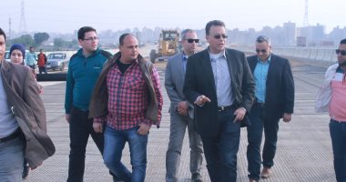 وزير النقل يتفقد طريق شبرا ـ بنها الحر ويؤكد: لن أقبل بالتأخير فى التنفيذ