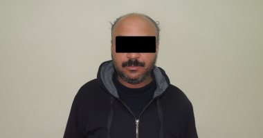 سقوط صاحب محل أثناء قيادته سيارة بلوحات معدنية مزورة فى المعصرة