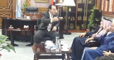 رئيس جامعة الأزهر يلتقى وفدا عراقيا لبحث معادلات الطلاب العراقيين