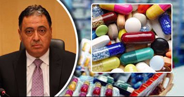 "الصحة" تحاصر نواقص الأدوية.. ضخ 100 ألف عبوة بنسلين لمرضى الحمى الروماتيزمية بصيدليات الشكاوى الأحد.. الوزير: الرئاسة تتلقى تقارير نصف شهرية لمتابعة الأزمة.. النقص فى 14 مادة فقط.. ولا زيادة جديدة فى الأسعار