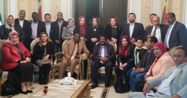 السفير السودانى بالقاهرة: العلاقة مع مصر تقف على أرضية قوية جداً.. خاطبنا رئيس البرلمان المصرى بهجوم بعض النواب على البشير.. عبد المحمود: نتفق مع القاهرة فى القضية الليبية.. والتبادل التجارى تضاعف خلال عام 