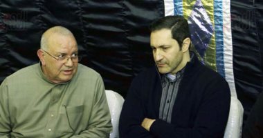 علاء مبارك: ظهورى فى عزاء والد أبو تريكة واجب.. و"مفيش سياسة فى الموت"