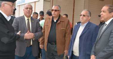 شرطة مترو الأنفاق تشن حملة ضد الباعة الجائلين والمتسولين بمحطة السيدة زينب