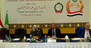 ممثلا الأزهر والكنيسة بمؤتمر "الإرهاب": توعية الشباب بالمدارس ضرورة ملحة