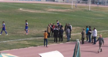  بالصور .. ملعب النصر يشهد تصالح منتخب السويس مع الزرقا