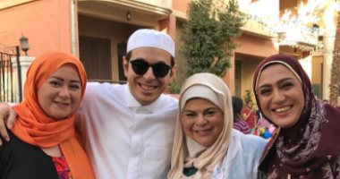 مى نور الشريف تنشر صورة من كواليس "اللهم إنى صائم" وتعلق: يارب