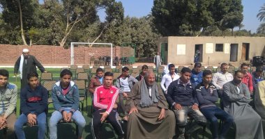 ندوة إرشادية للطب البيطرى بالفيوم بقرية التوفيقية عن مخاطر أنفلونزا الطيور