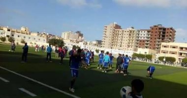 إيقاف مباراة الرجاء ونبروه بسبب اشتباكات الجماهير