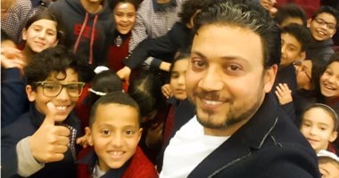 أبناء السويس يكرمون عمرو رمزى خلال ندوة "فى حب الوطن"